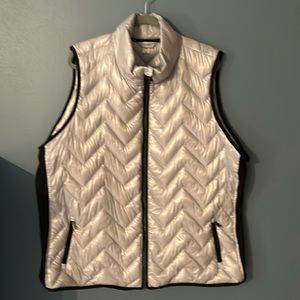 NWOT CJ Banjs vest. 3X lt lavender/black